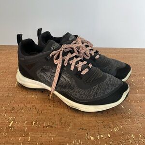 Keen Terradora Flex Waterproof hiking shoes black Womens 6